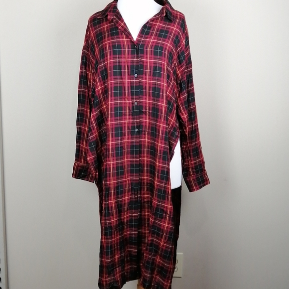 Fashion Nova Tops - NWT Fashion Nova Paris Plaid Maxi Top